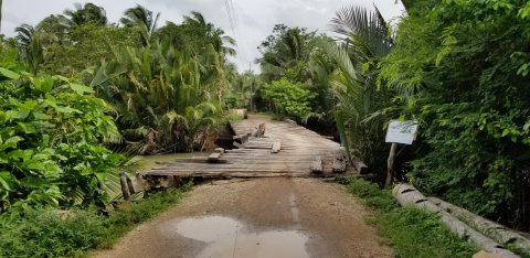 old_wooden_bridge.jpg