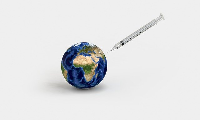 US developing plan to require foreign visitors to be vaccinated